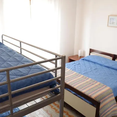Cristina N. 12 Apartment *